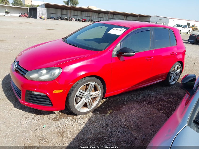 2013 Volkswagen Golf R 4-Door