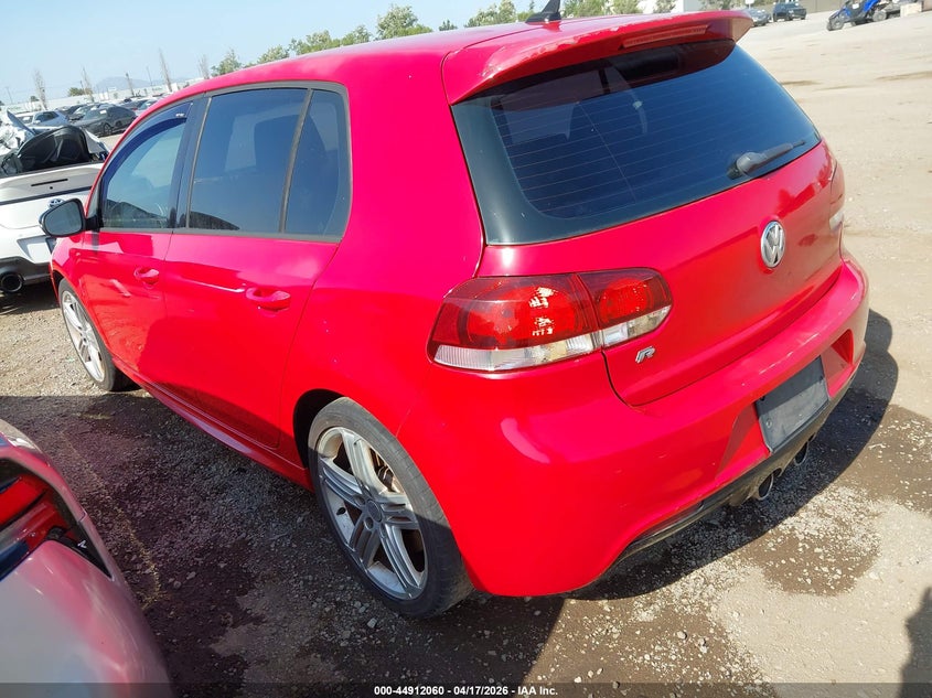 2013 Volkswagen Golf R 4-Door