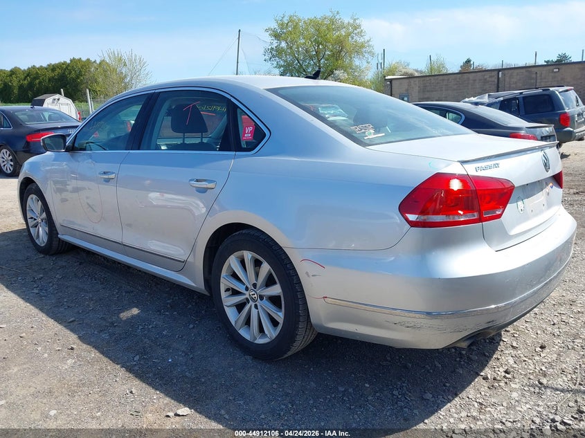 2013 Volkswagen Passat 2.5L Sel Premium