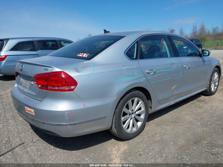 2013 Volkswagen Passat 2.5L Sel Premium
