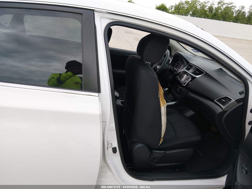 2018 Nissan Sentra Sv