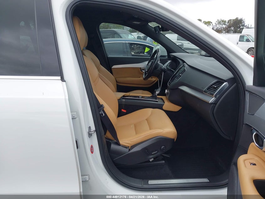 2018 Volvo Xc90 T5 Momentum