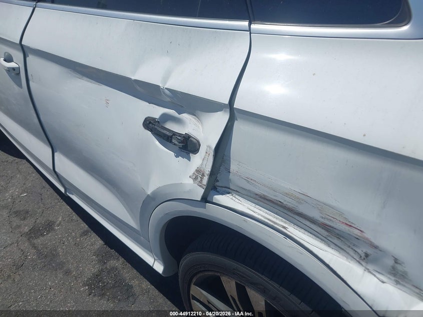 2018 Audi Sq5 3.0T Premium Plus VIN: WA1A4AFYXJ2142416 Lot: 44912210