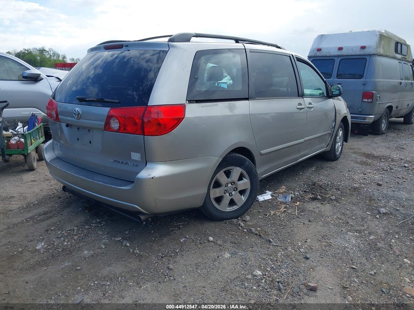 2009 Toyota Sienna Le