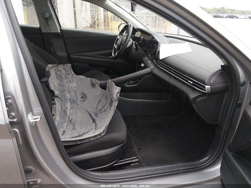 2025 Hyundai Elantra Sel Convenience