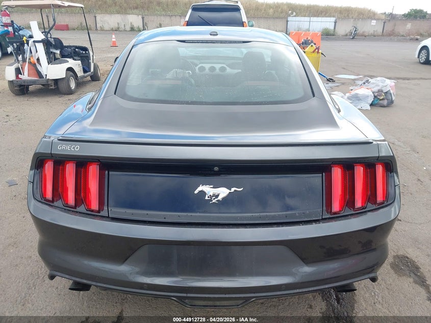 FORD MUSTANG - zdjęcie 17