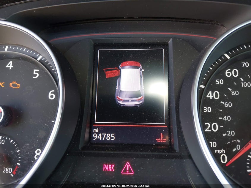 2017 Volkswagen Golf Gti Autobahn 4-Door/S 4-Door/Se 4-Door/Sport 4-Door VIN: 3VW547AU2HM033575 Lot: 44912773