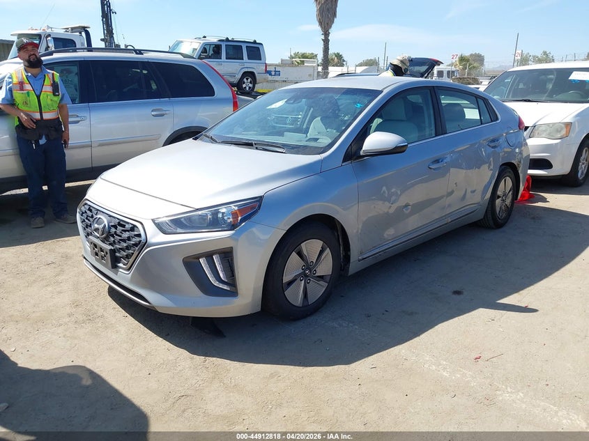 KMHC75LCXNU279576 2022 HYUNDAI IONIQ HYBRID SE photo 1