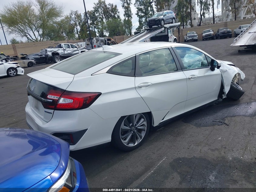 VIN JHMZC5F14KC001843 2019 HONDA CLARITY PLUG-IN HYBRID