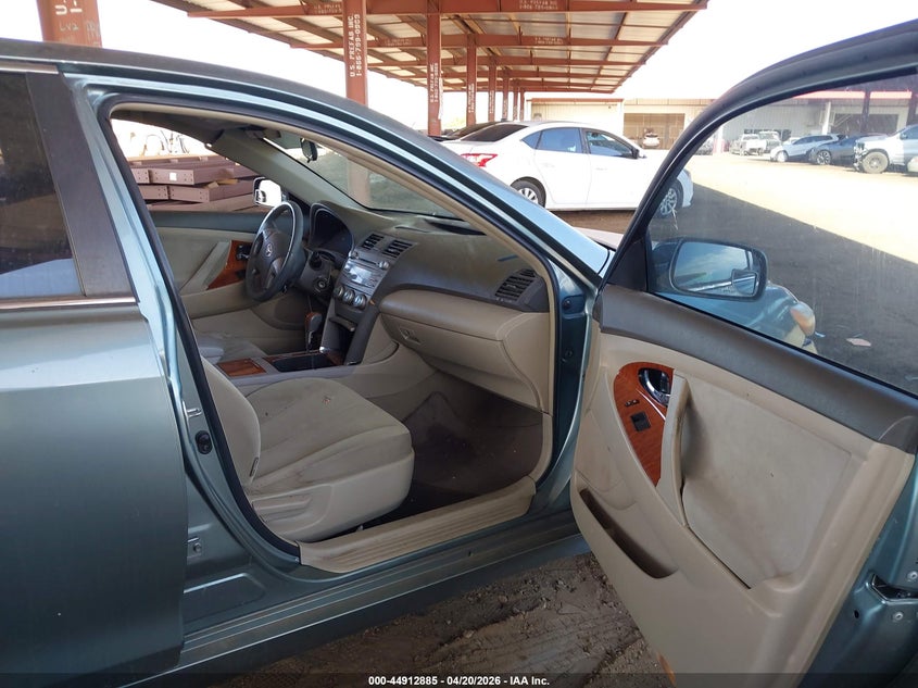 2009 Toyota Camry Le