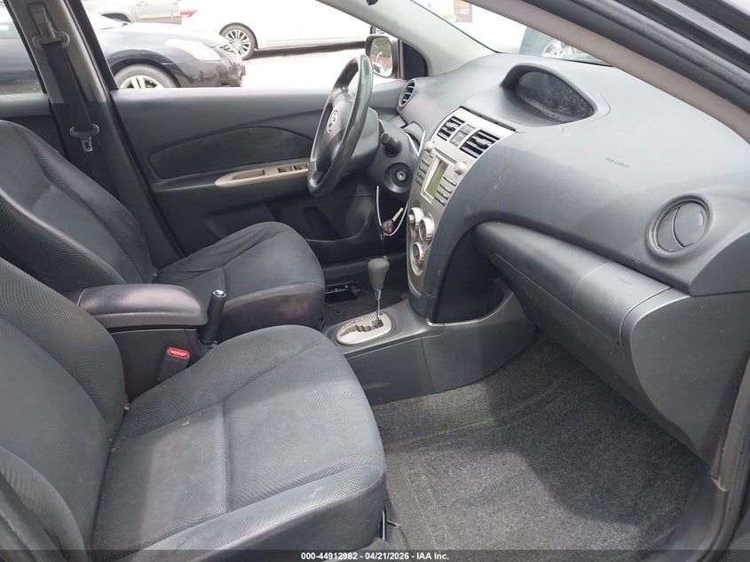 2010 Toyota Yaris