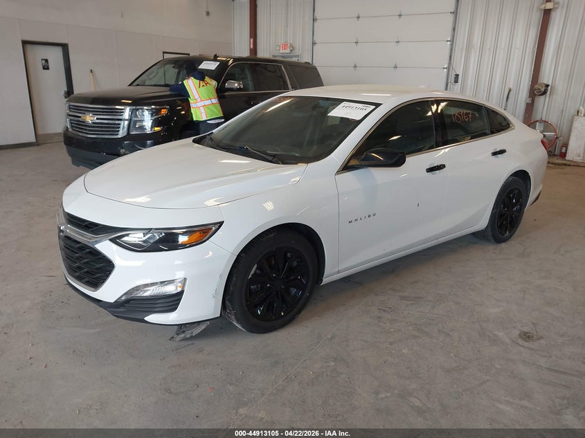 2024 CHEVROLET MALIBU auction photo 2