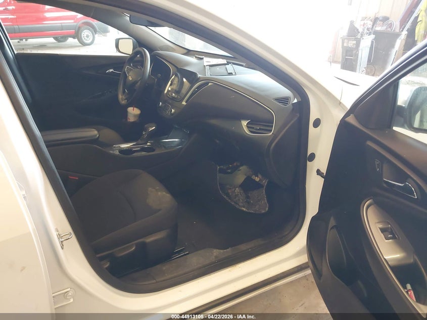 2024 CHEVROLET MALIBU auction photo 5