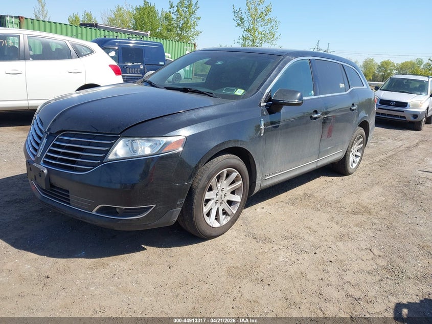 2017 Lincoln Mkt Livery
