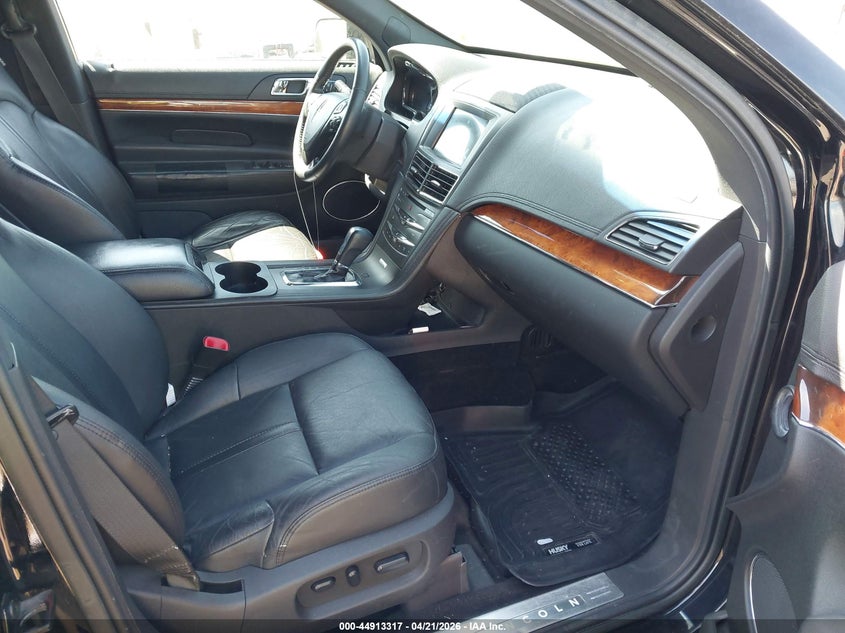 2017 Lincoln Mkt Livery