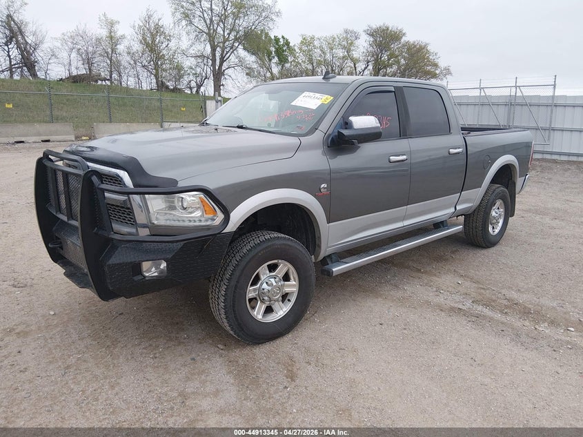 Vin: 3c6ur5fl4dg575894, lot: 45410715, ram 2500 laramie 20132