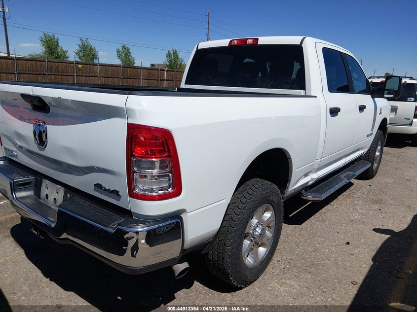 2024 Ram 2500 Big Horn 4X4 6'4 Box