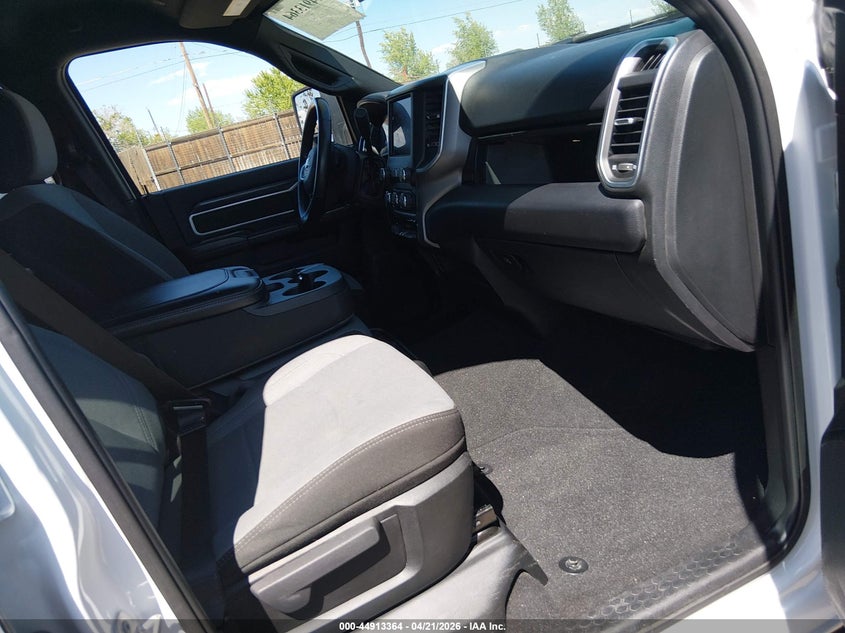 2024 Ram 2500 Big Horn 4X4 6'4 Box