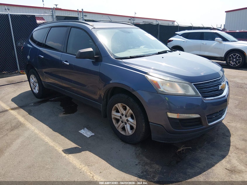 2014 CHEVROLET TRAVERSE LS