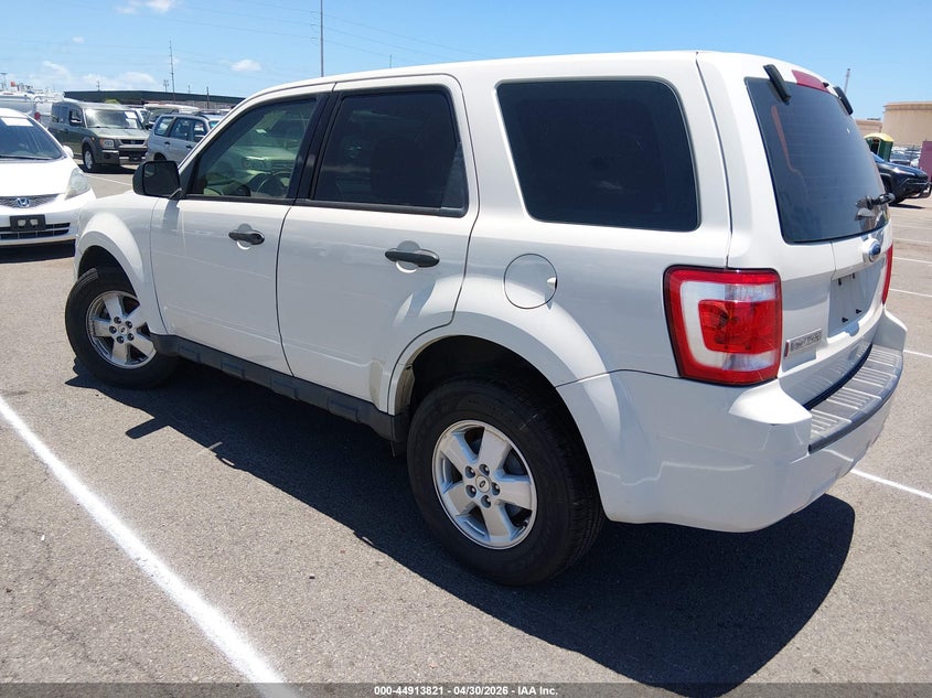 Vin: 1fmcu0c73ckb81254, lot: 45411191, ford escape xls 20123