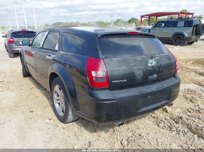 2005 Dodge Magnum Rt