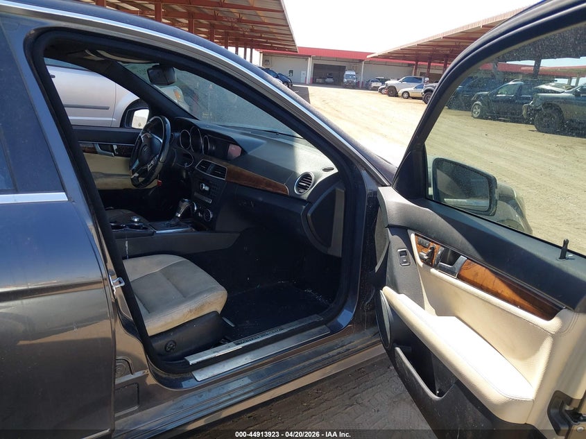 2013 Mercedes-Benz C 250 Sport