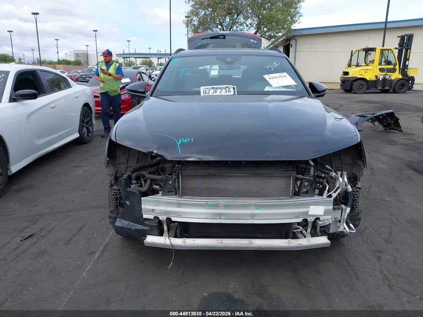 2022 Audi E-Tron Premium Quattro VIN: WA1AAAGE7NB013150 Lot: 44913938