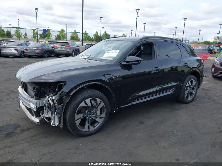 2022 Audi E-Tron Premium Quattro VIN: WA1AAAGE7NB013150 Lot: 44913938