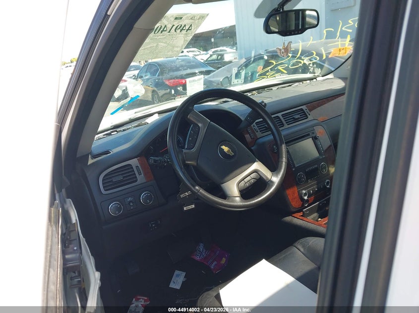 2013 CHEVROLET SUBURBAN 1500 auction photo 7