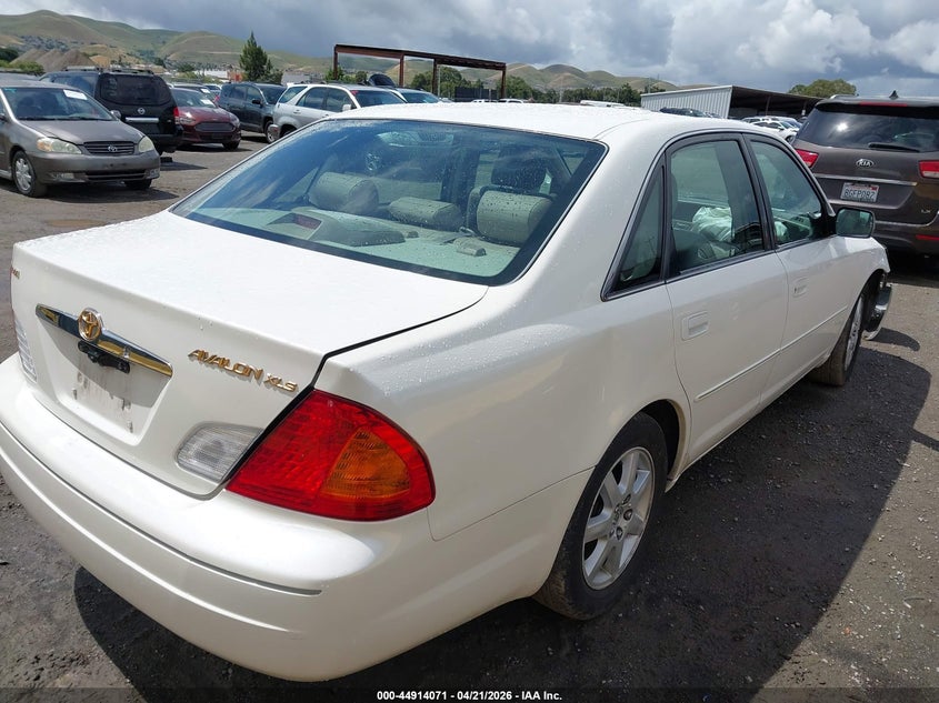 2000 Toyota Avalon Xls