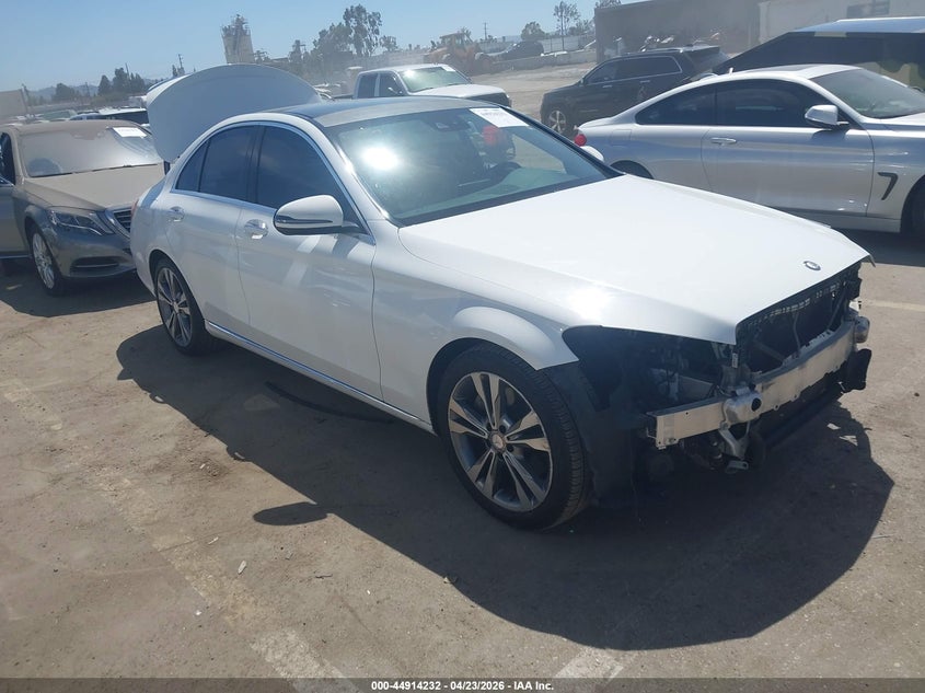 MERCEDES-BENZ C 300 2016. Lot# 44914232. VIN 55SWF4JB8GU128044