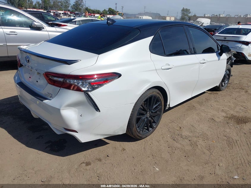 2021 Toyota Camry Xse Hybrid