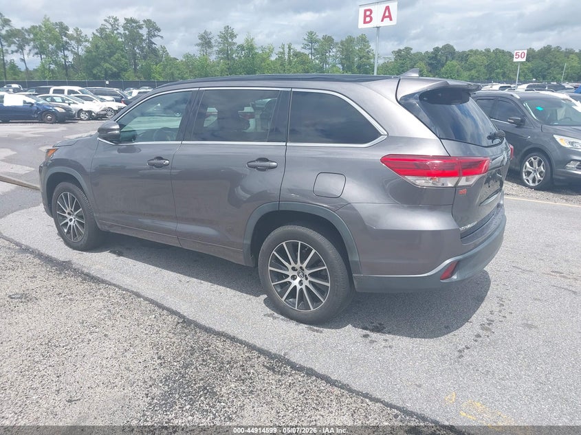 Vin: 5tdkzrfh5js537252, lot: 45411978, toyota highlander se 20183