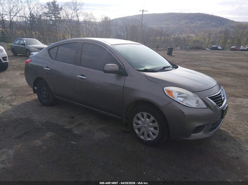 2014 Nissan Versa 1.6 Sv