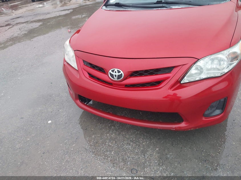 2012 TOYOTA COROLLA auction photo 6