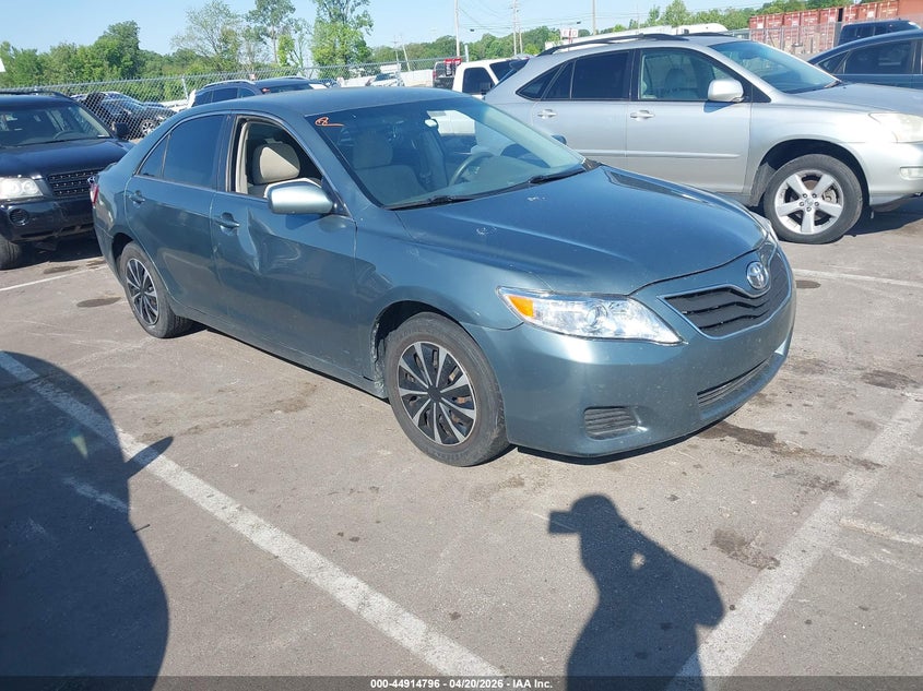 2010 Toyota Camry Le