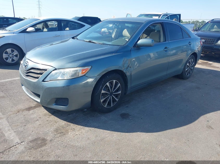 2010 Toyota Camry Le