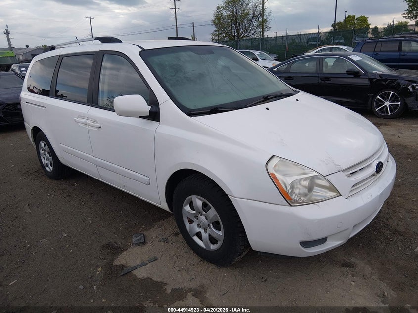 2009 Kia Sedona Lx