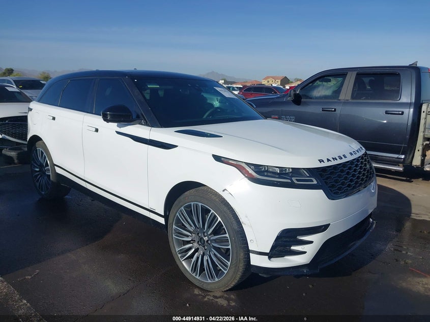 2019 LAND ROVER RANGE ROVER VELAR P250 R-DYNAMIC SE