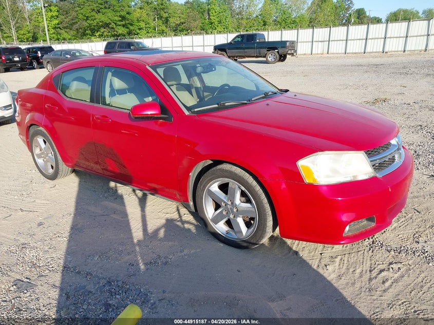 2011 Dodge Avenger Lux