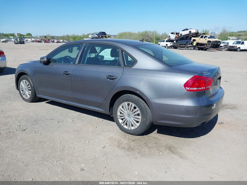 2014 Volkswagen Passat 1.8T S