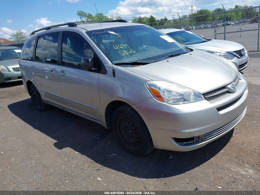 2004 Toyota Sienna Ce