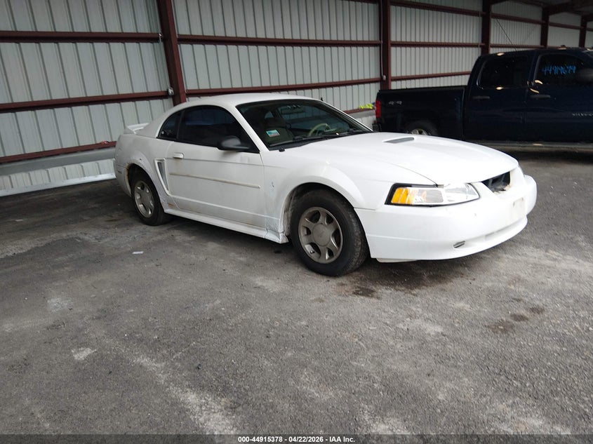 2000 Ford Mustang
