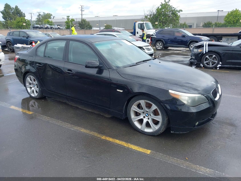 2005 BMW 545I
