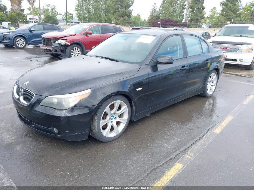 2005 BMW 545I