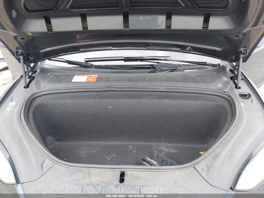 2018 Tesla Model X 100D/75D/P100D VIN: 5YJXCBE27JF089905 Lot: 44915547