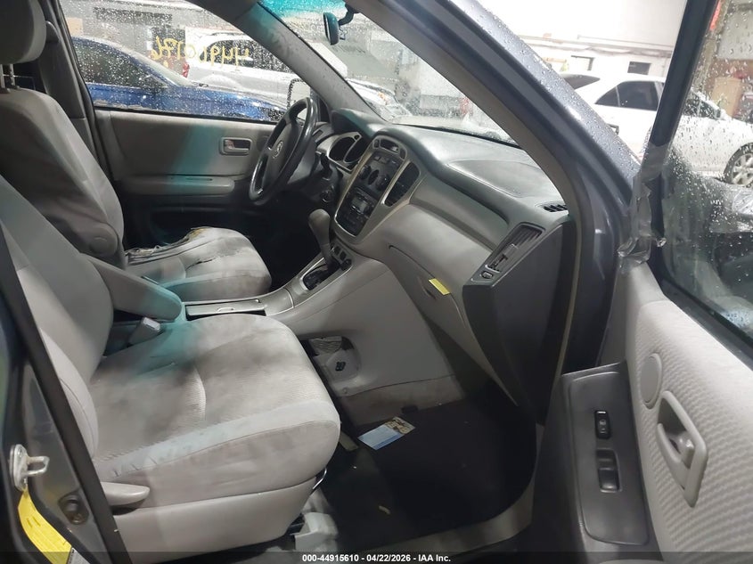 2004 Toyota Highlander V6