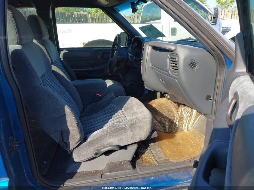 2001 Chevrolet S-10 Ls