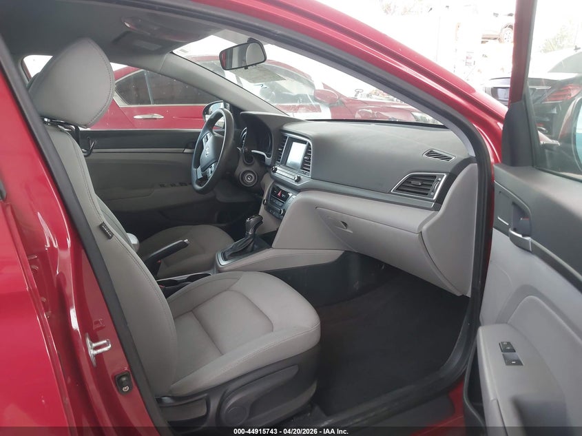 VIN KMHD84LFXHU102505 2017 HYUNDAI ELANTRA SE