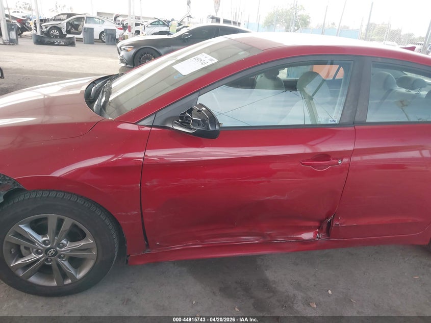 VIN KMHD84LFXHU102505 2017 HYUNDAI ELANTRA SE